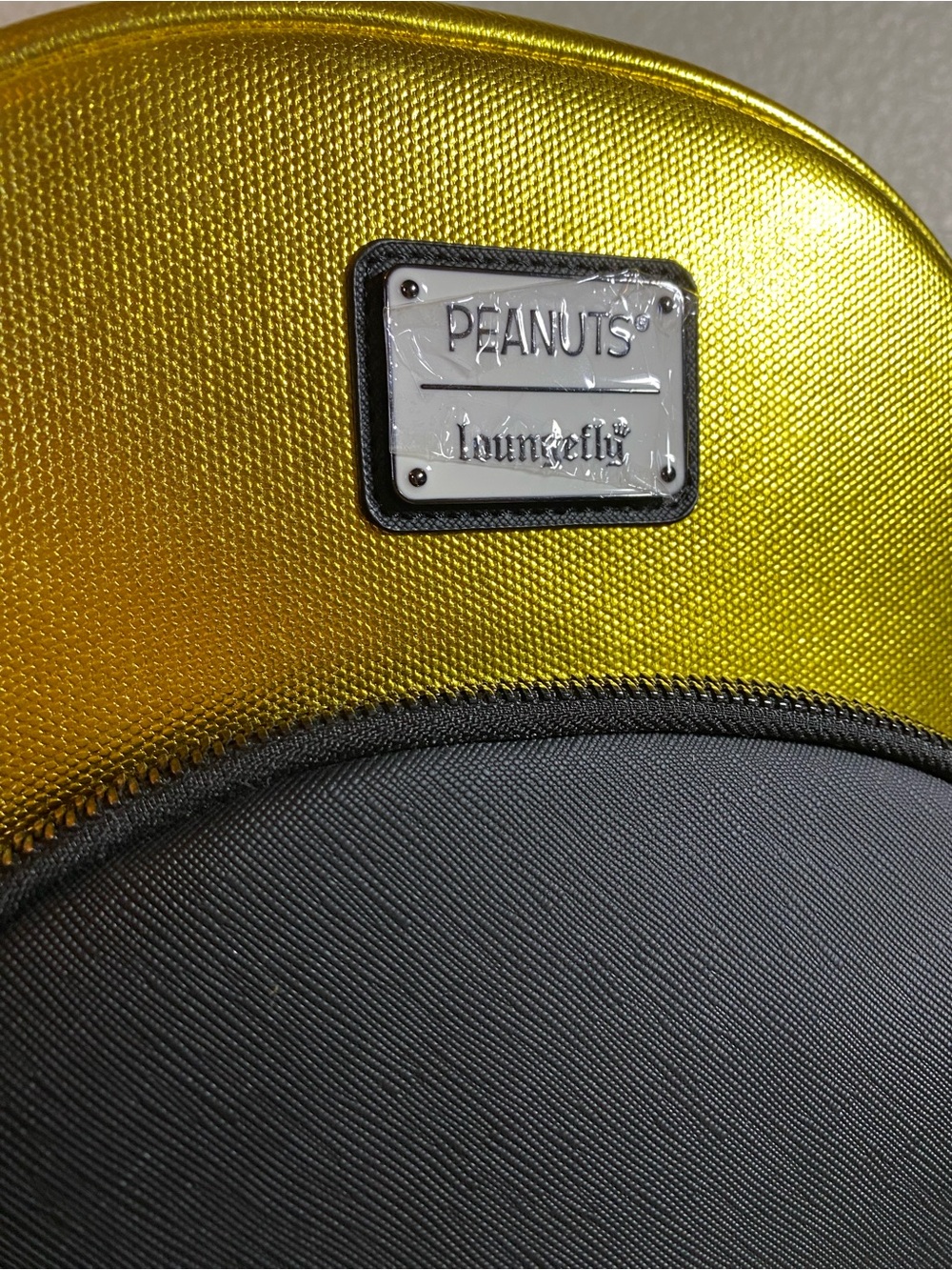 Peanuts Gold & Black Mini Backpack - Picture 2 of 6